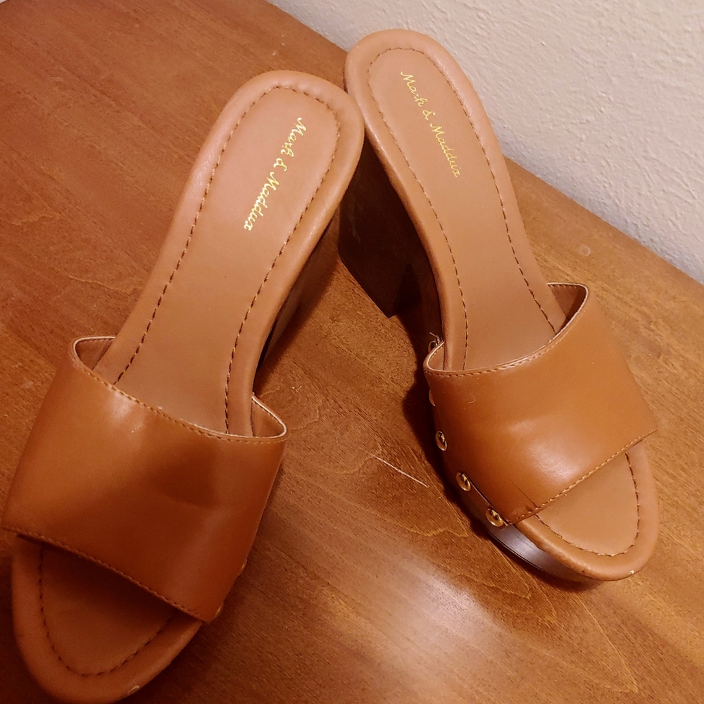 Cute Mark & Maddux Slip On Heels